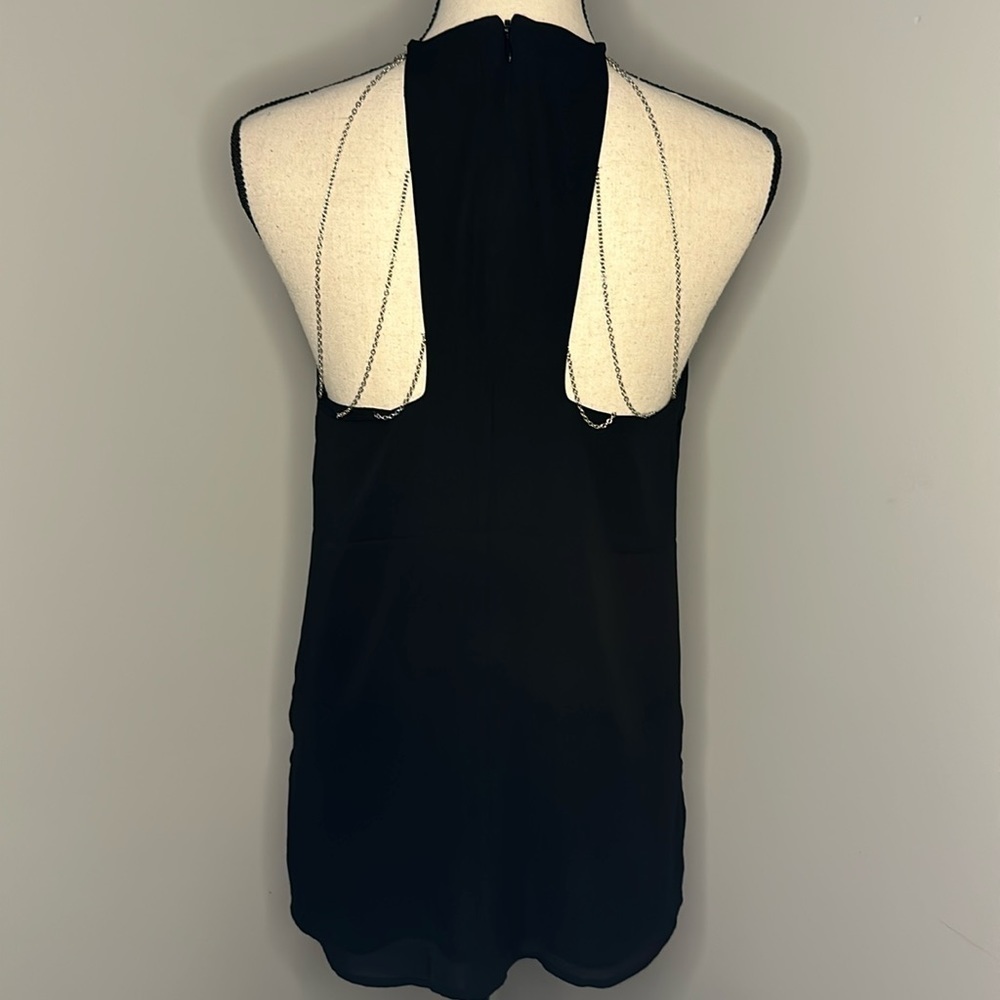 Black Sleeveless With Silver Chain Detail - Picture 5 of 7